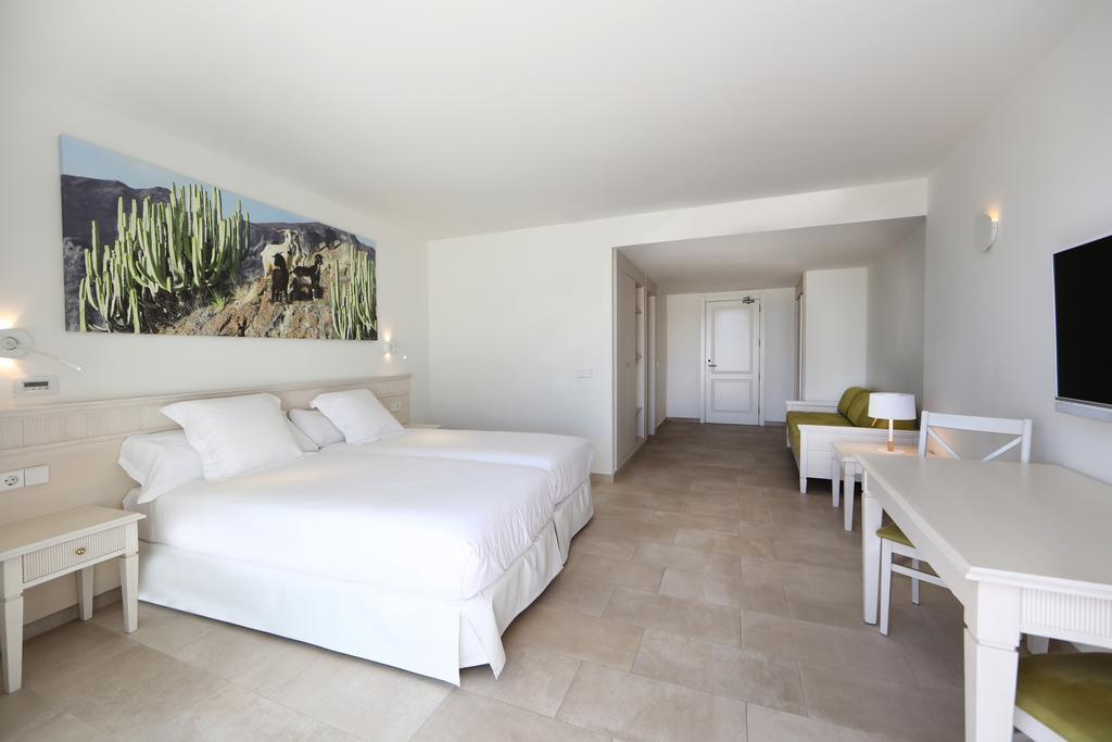 Double Room Lateral Sea View