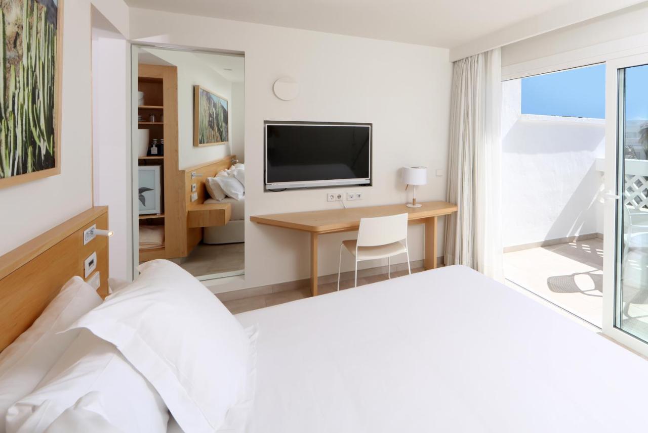 Star Prestige Twin Room Sea Side Views
